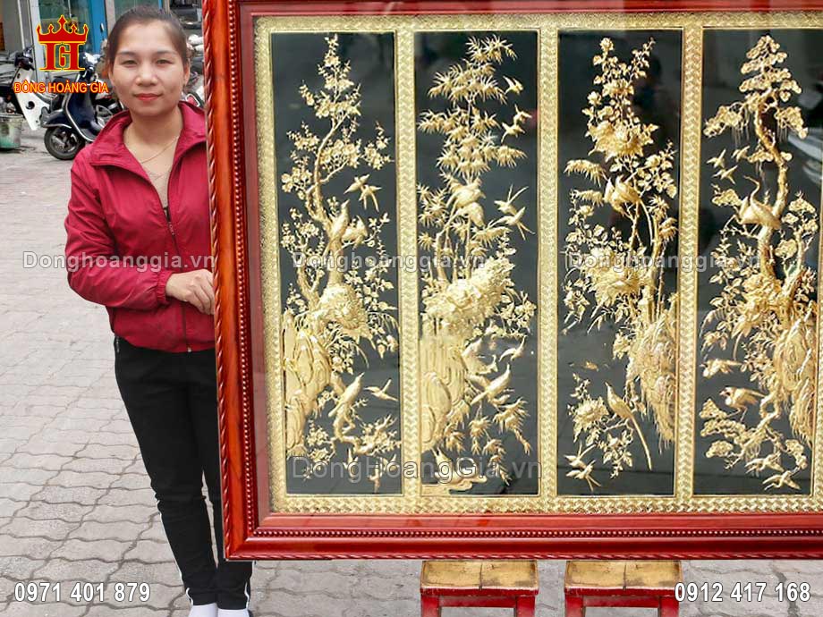 Treo tranh tứ quý bằng đồng vàng mang đến không gian sống sang trọng và ý nghĩa